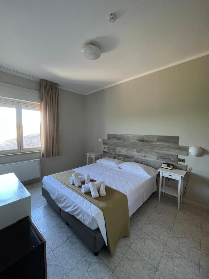 Hotel Letizia Follonica Exteriör bild