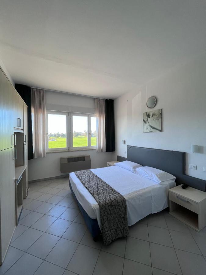 Hotel Letizia Follonica Exteriör bild
